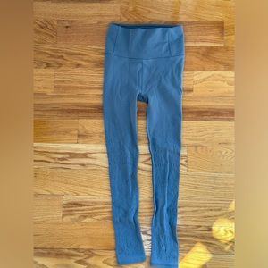 Lululemon Reveal Crop Zen Expression